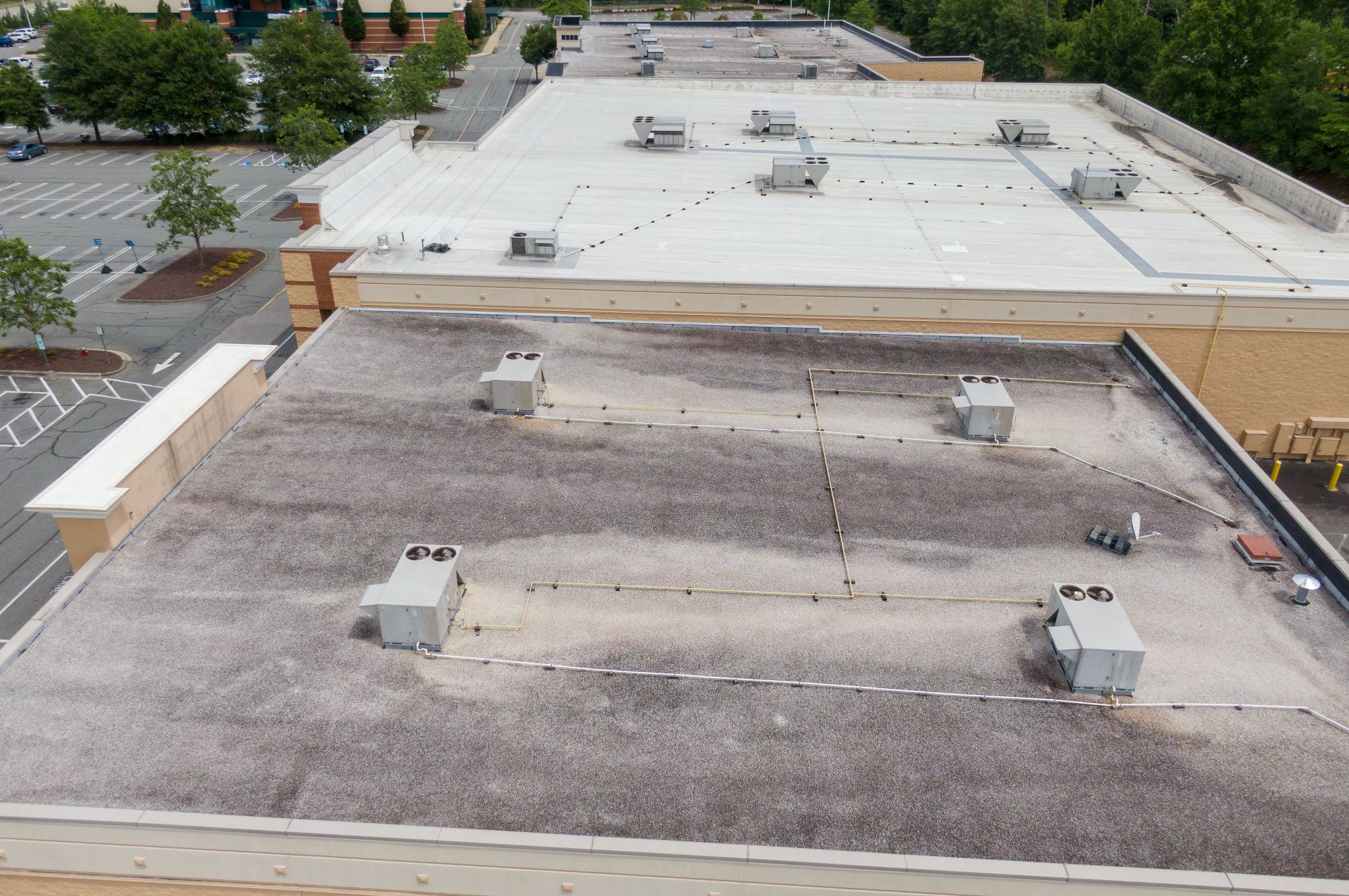 how-does-the-climate-in-my-area-affect-the-choice-of-commercial-roofing-materials?