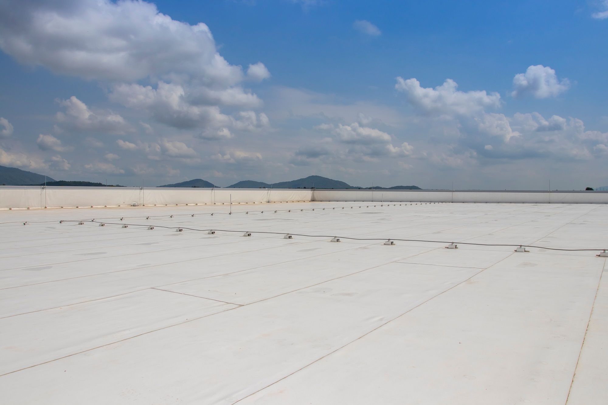 understanding-the-different-types-of-commercial-roof-repairs